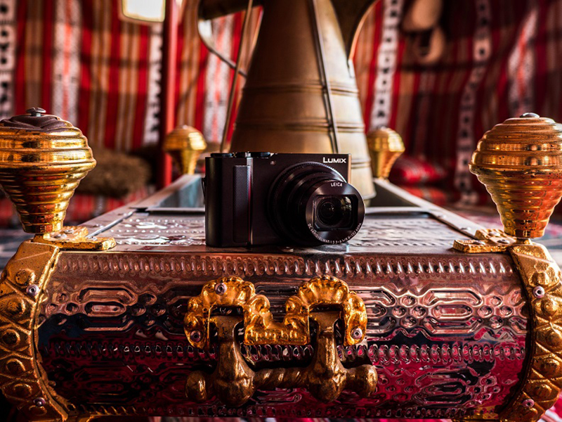 باناسونيك تكشف عن كاميرا LUMIX DMC-TZ220.... الرفيق الأمثل في الرحلات